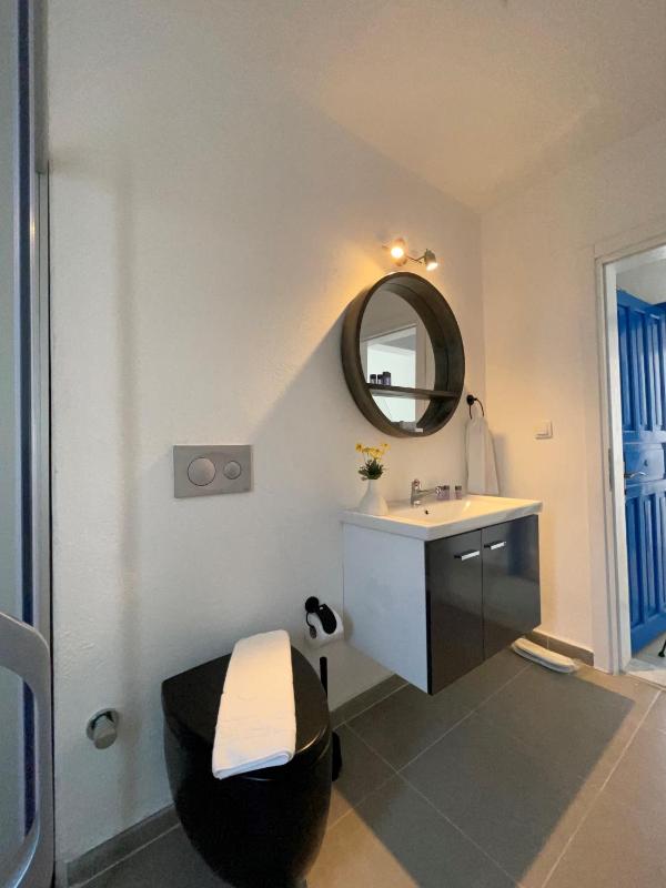 Single Room image 2