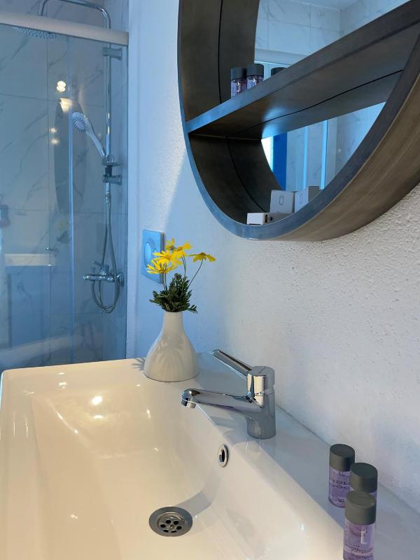 Single Room image 1