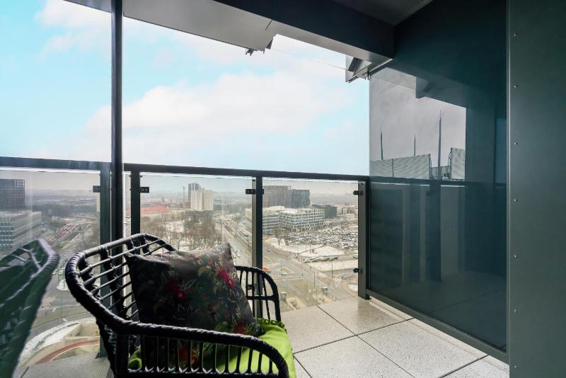 16th Floor Towarowa 39 City Center Avenida by Renters Prestige - image 27