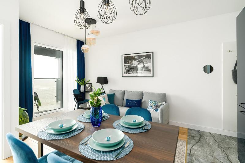 16th Floor Towarowa 39 City Center Avenida by Renters Prestige - image 5