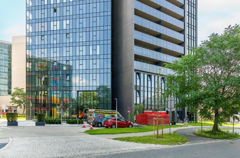16th Floor Towarowa 39 City Center Avenida by Renters Prestige - image 14