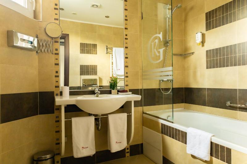 Executive Triple Room image 1