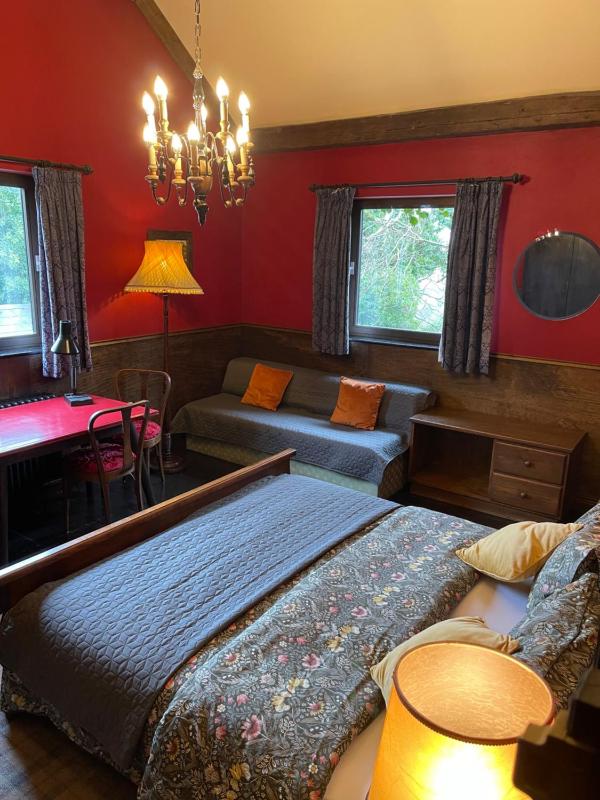 Deluxe Double Room image 3