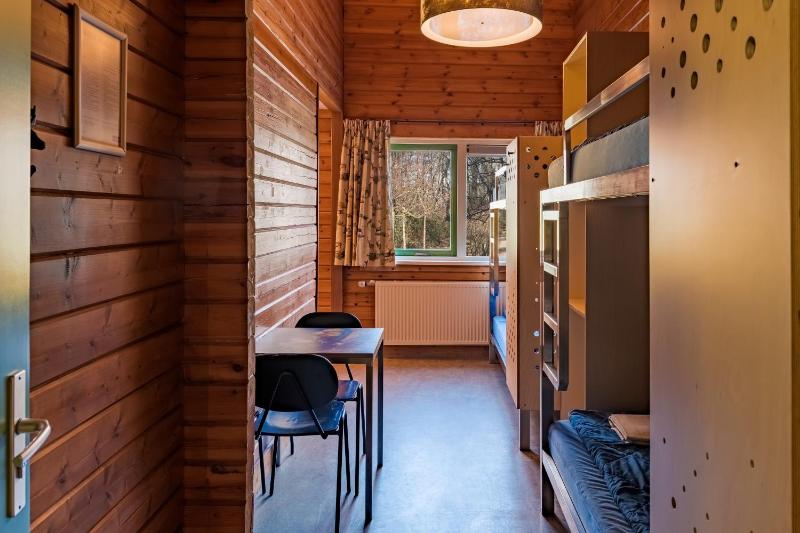 Quadruple Room with Private Bathroom and Shower image 4