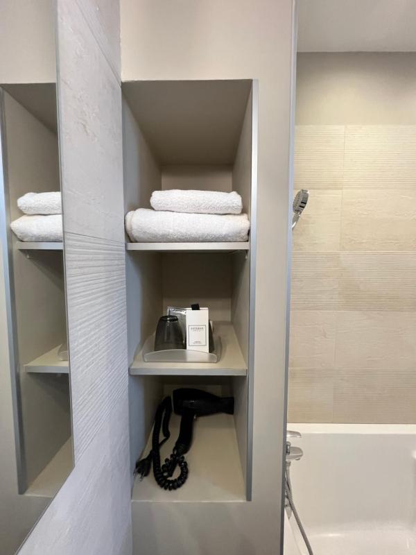 Comfort Room image 4