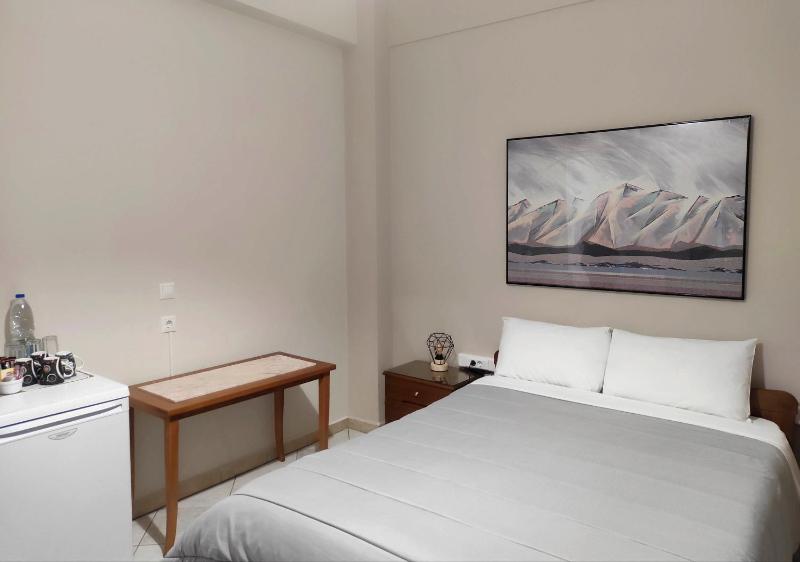 Quintuple Room (5 Adults) image 1