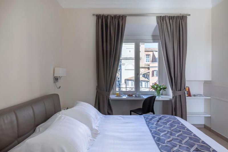 Superior Double Room with View image 1