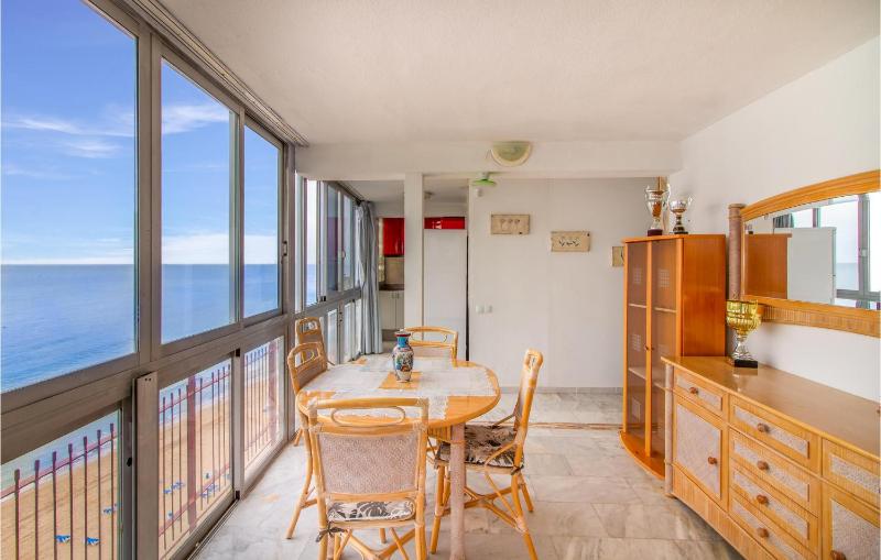 2 Bedroom Lovely Apartment In Benidorm - image 4