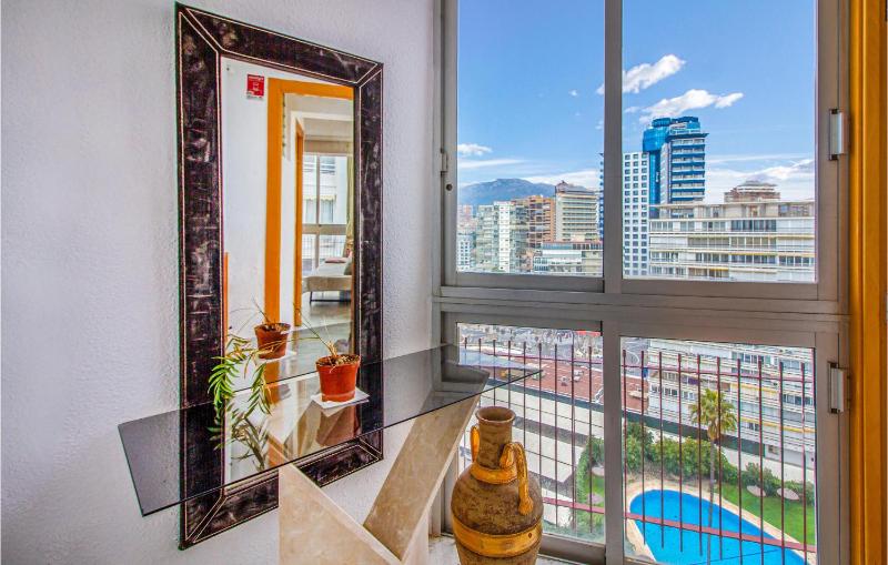 2 Bedroom Lovely Apartment In Benidorm - image 12