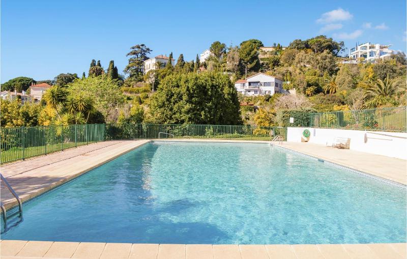 Nice Apartment In Cannes With Swimming Pool - image 6