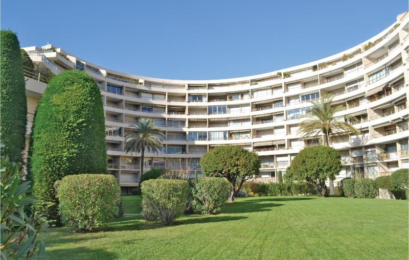 Amazing Apartment In Cannes With Wifi - image 19