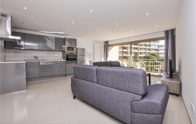 Amazing Apartment In Cannes With Wifi - image 18