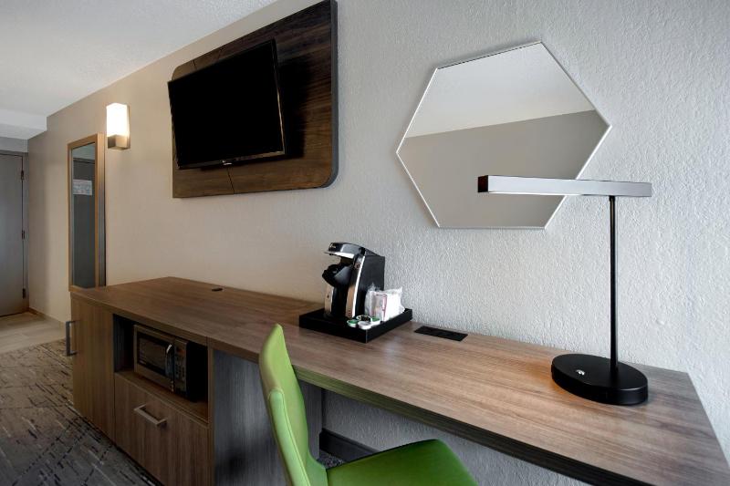 Standard Room image 3
