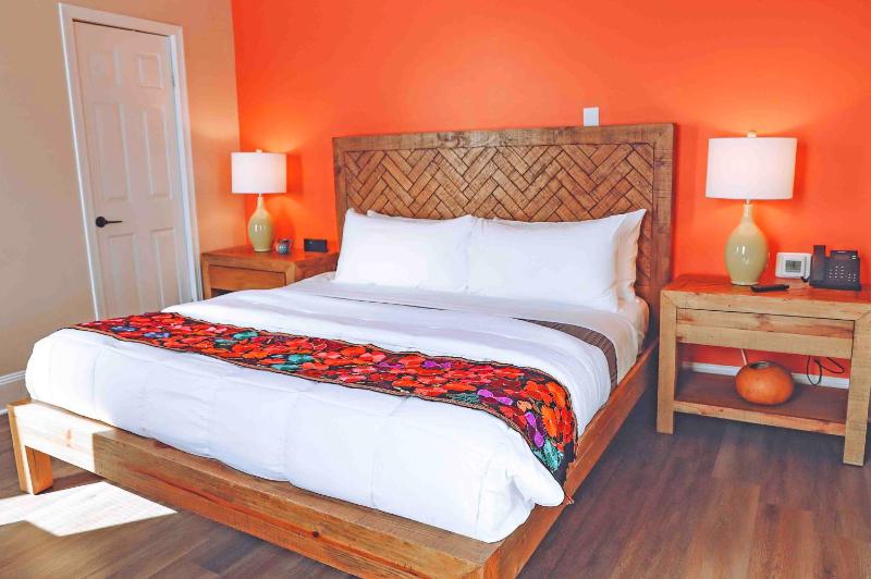 Single Room image 4