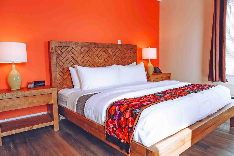 Single Room image 3