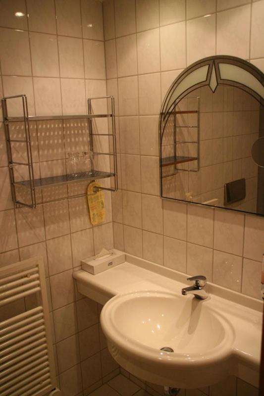 Comfort Triple Room image 3
