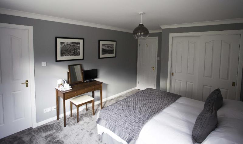 Deluxe Double Room image 4