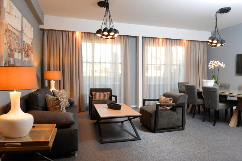 Penthouse Suite image 4