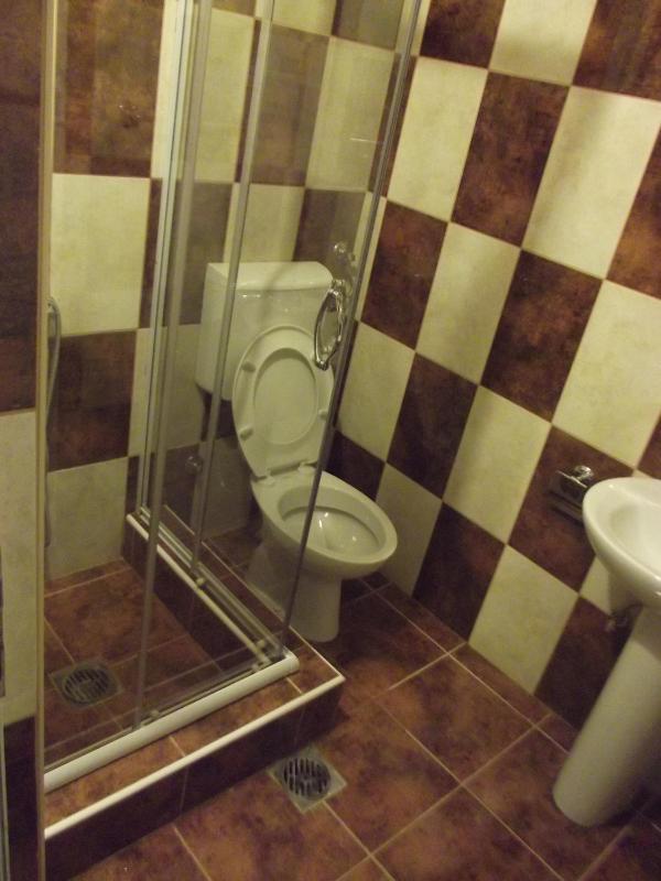 One-Bedroom Apartment with Balcony image 2