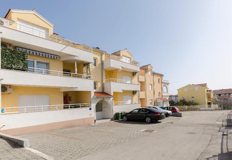 Apartment Fourstars - image 1