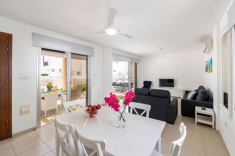 Protaras Sapphire Seaside Villa - image 7