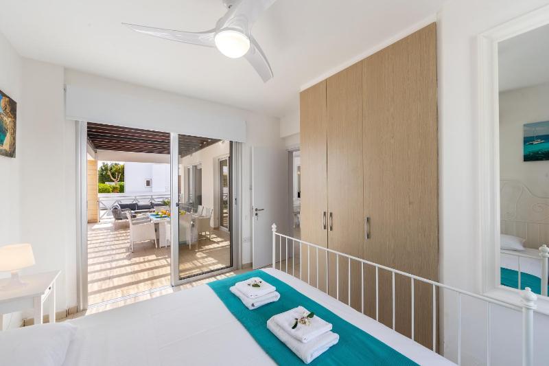 Protaras Sapphire Seaside Villa - image 15