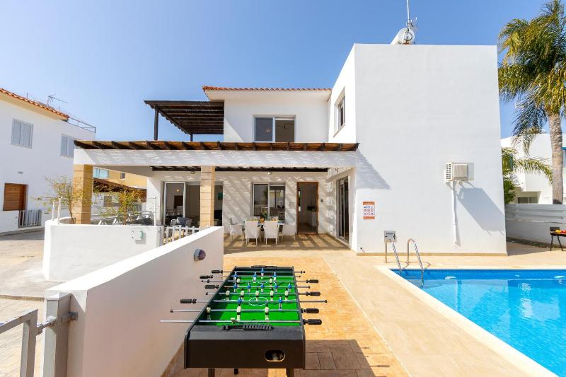 Protaras Sapphire Seaside Villa - image 14