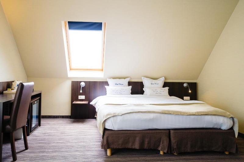 Standard Single Room image 2
