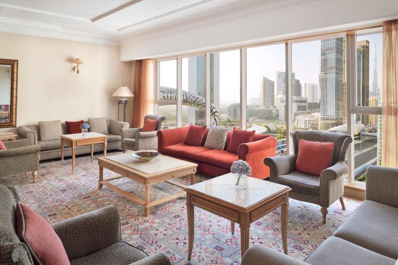 Club Executive Room image 4