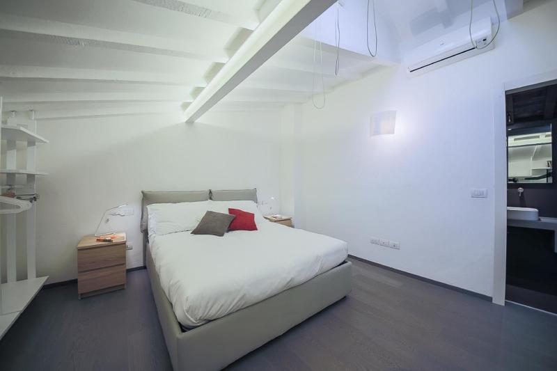 Apartments Florence Pepi attic - image 5