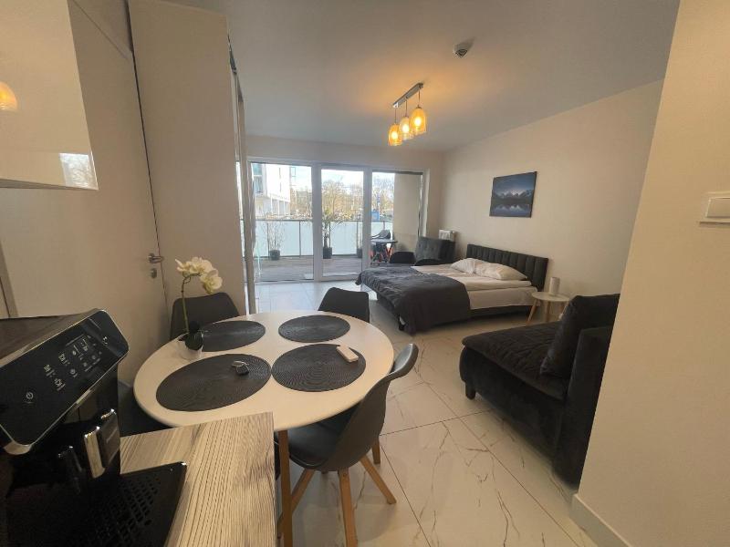 Kasprowicza 20 Luxury Apartments - Free Pool Saunas Salzgrotte Jacuzzi Gym Children's Playroom Fitness - image 25
