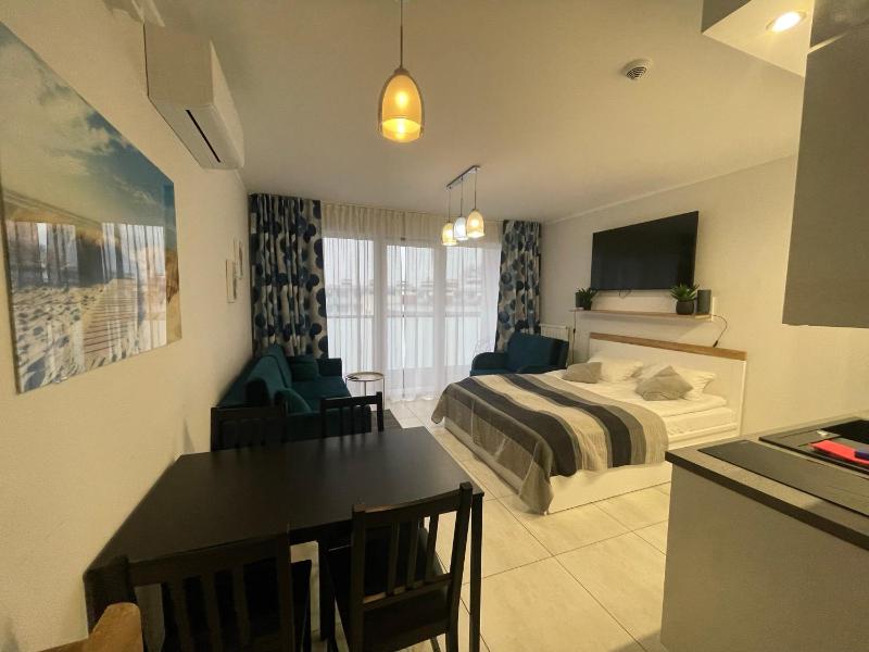 Kasprowicza 20 Luxury Apartments - Free Pool Saunas Salzgrotte Jacuzzi Gym Children's Playroom Fitness - image 48