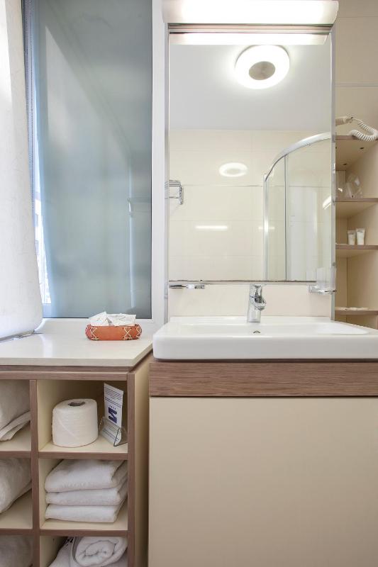 Superior Double or Twin Room with Free Parking image 3