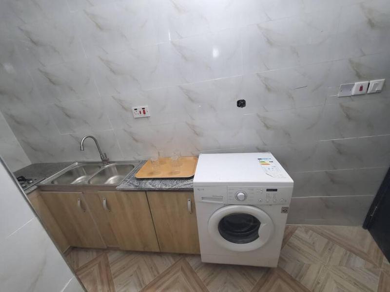 Spacious 2-bed Apt With 24hrs Power+ Unlimited Wi-Fi - image 11