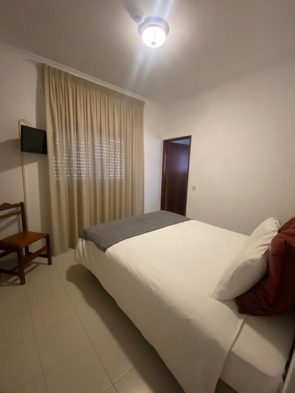 Double or Twin Room image 2