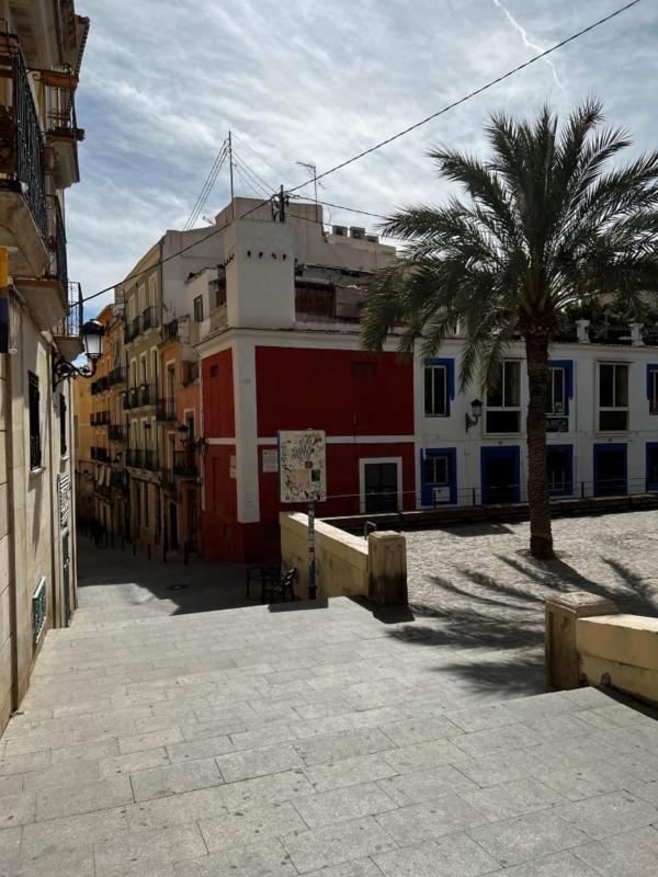 Old town Alicante - image 22
