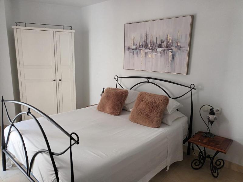Standard Double Room image 1