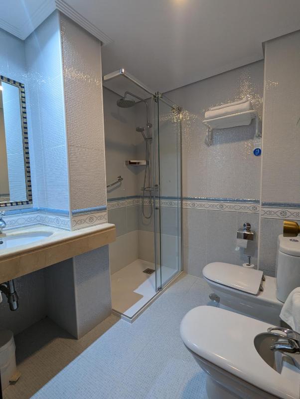 Classic Double Room (1 Adult) image 3
