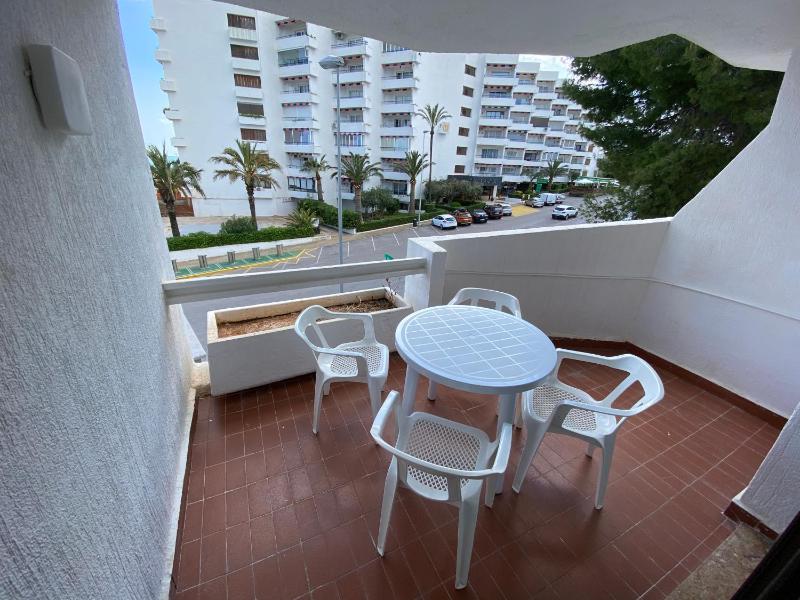 Apartamentos Eurhostal Altamar - image 19