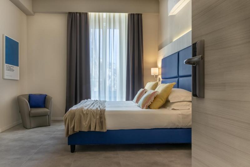 Superior King Room image 1