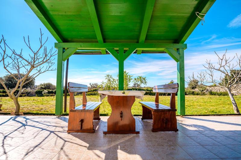 Apartment with Terrace image 4