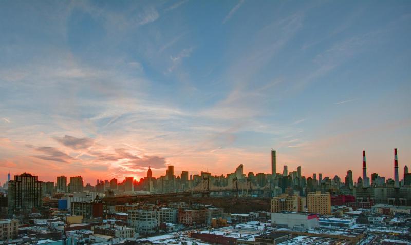 Queen Room with Manhattan View Balcony image 3