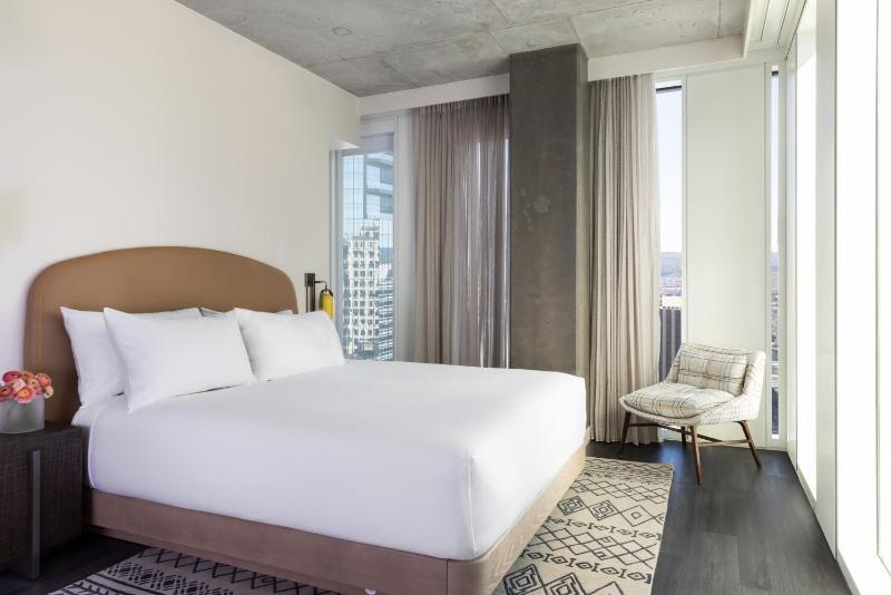 Hyatt Centric Congress Avenue Austin - image 4