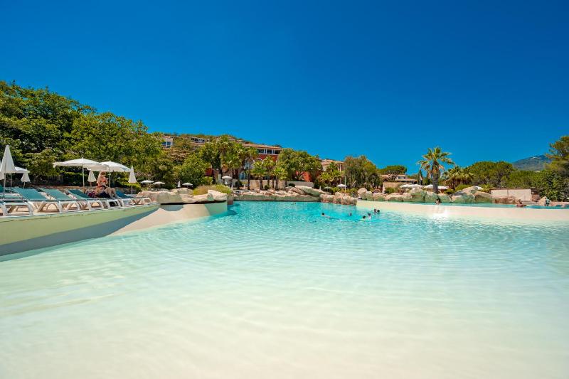 Pierre and Vacances restanques St Tropez - image 11