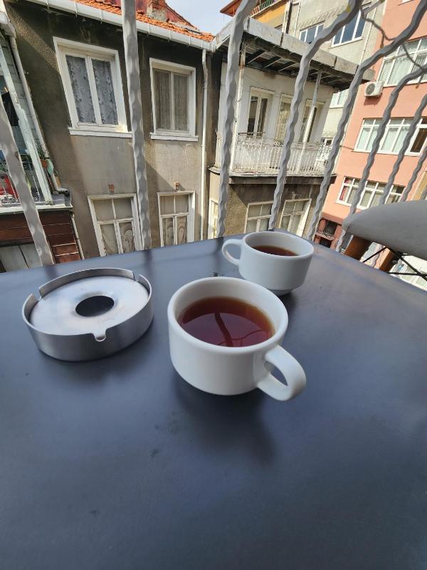 Deluxe Double Room with Balcony image 4