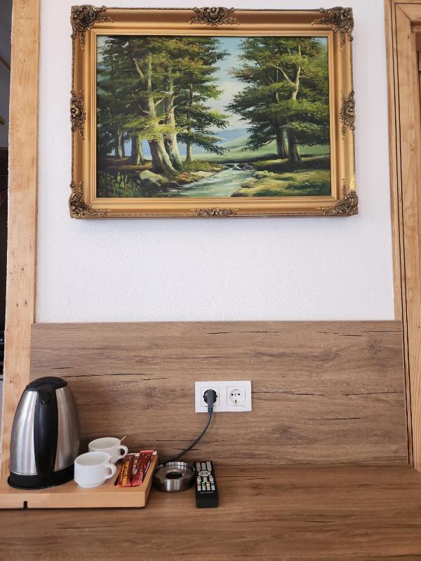 Deluxe Double Room with Balcony image 3