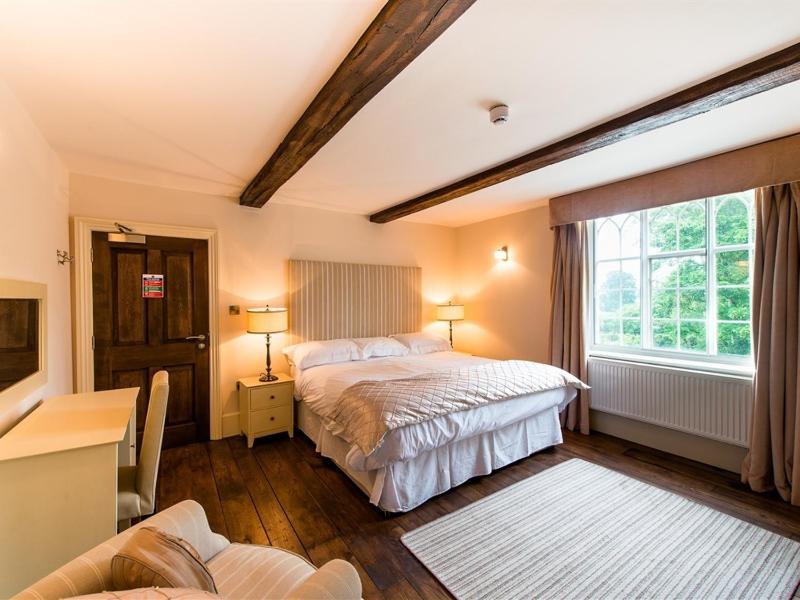 King Room image 1