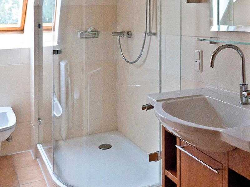 Two-Bedroom Apartment - 1st Floor image 2