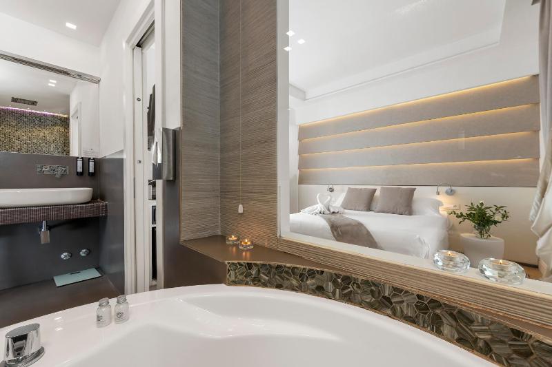 Classic Suite image 1