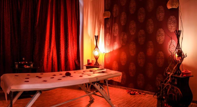 Romantic Escape Package - Superior Double Room with Spa image 2
